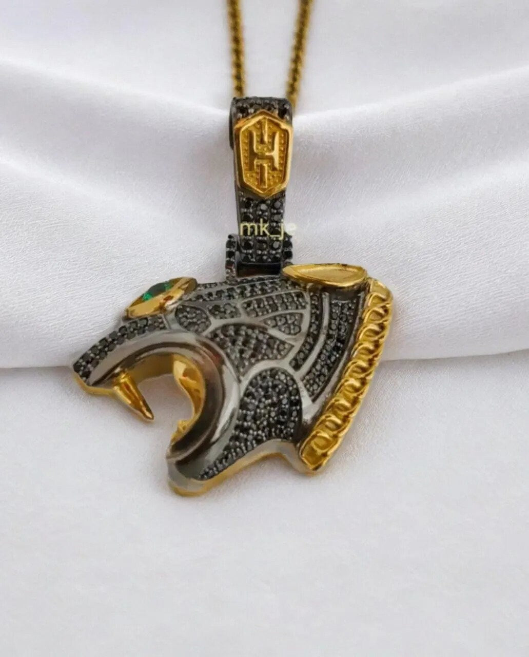 14K Gold Plated Silver Black Panther Head Pendant with 1.57Ct Moissanite