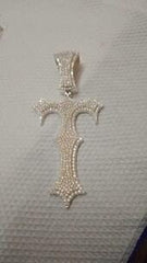 Elegant Yellow Gold-Plated Sterling Silver Cross Pendant with Moissanite Stone – Sparkling Religious Necklace, Classic Christian Gift