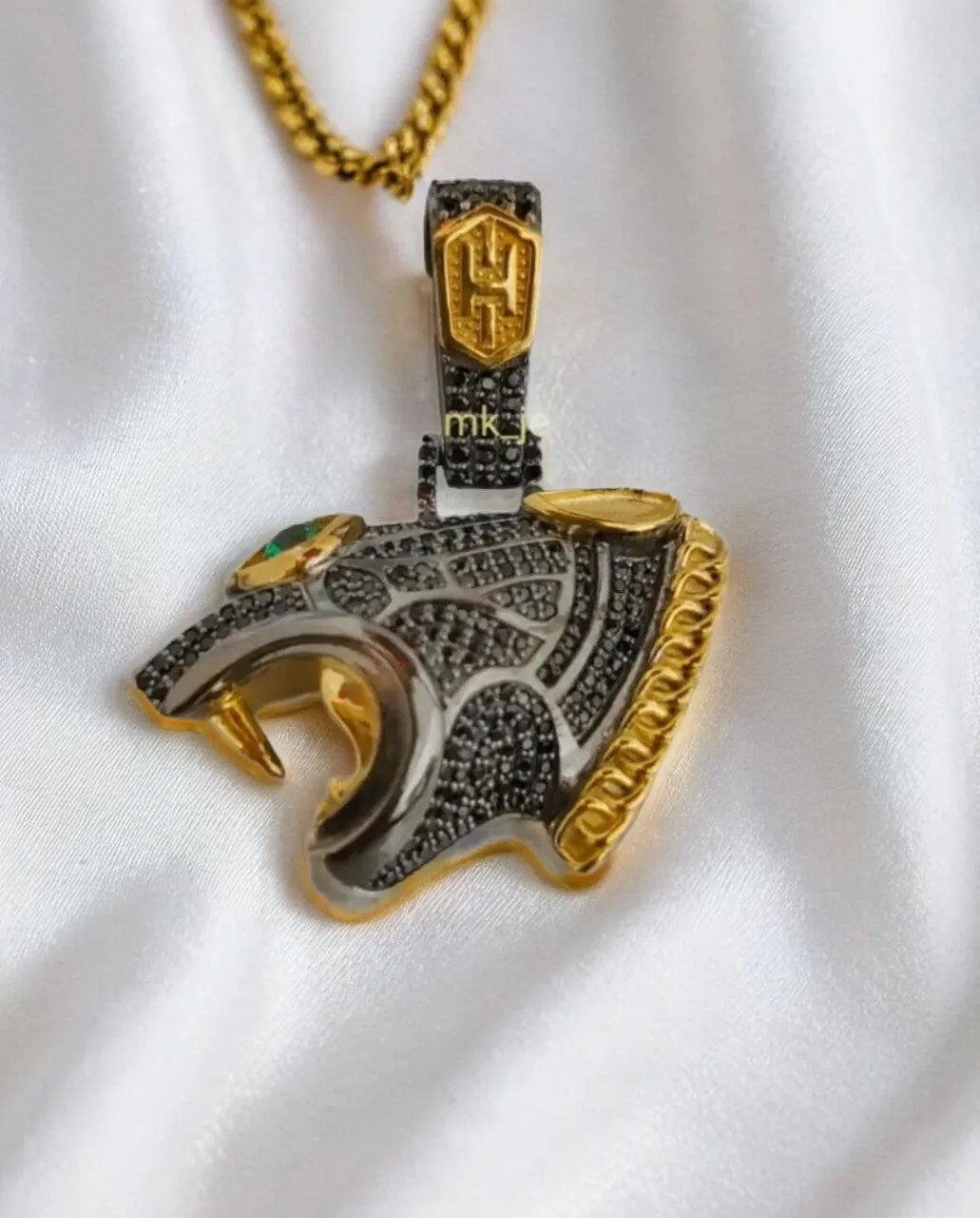 14K Gold Plated Silver Black Panther Head Pendant with 1.57Ct Moissanite